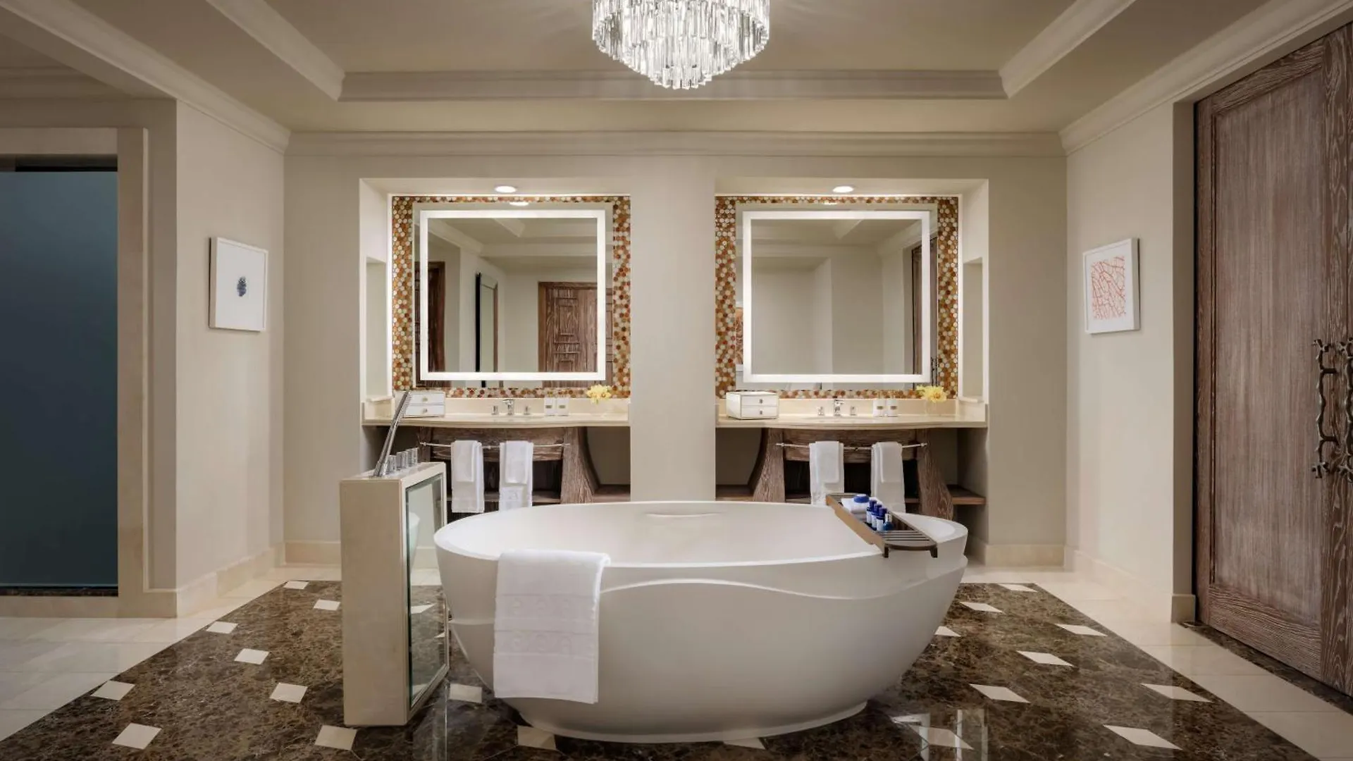 Atlantis, The Palm Hotel Dubai 5*,